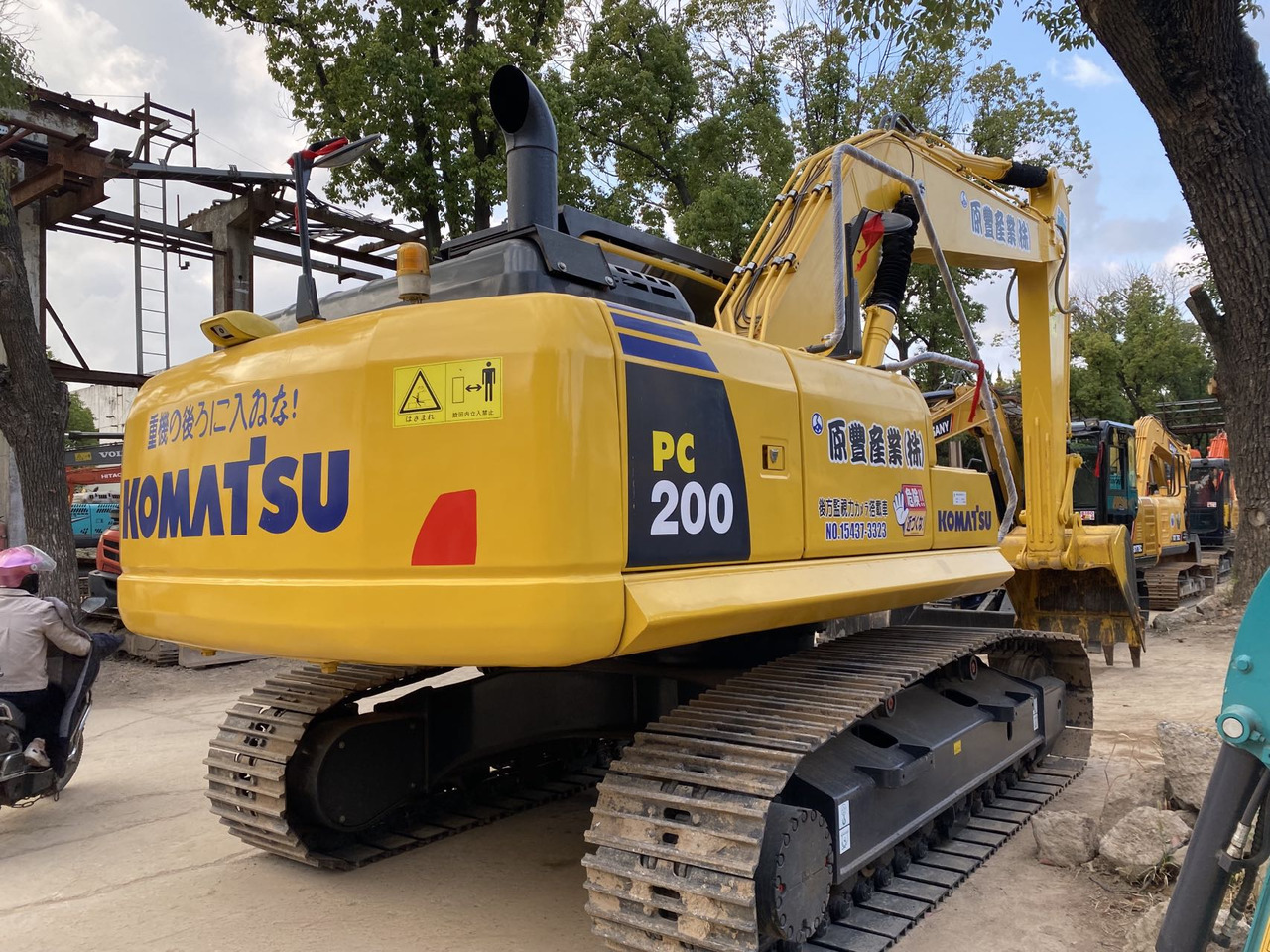 Komatsu PC200-8 Excavator - Pásové rýpadlo: obrázok 5 Komatsu PC200-8 Excavator - Pásové rýpadlo: obrázok 5