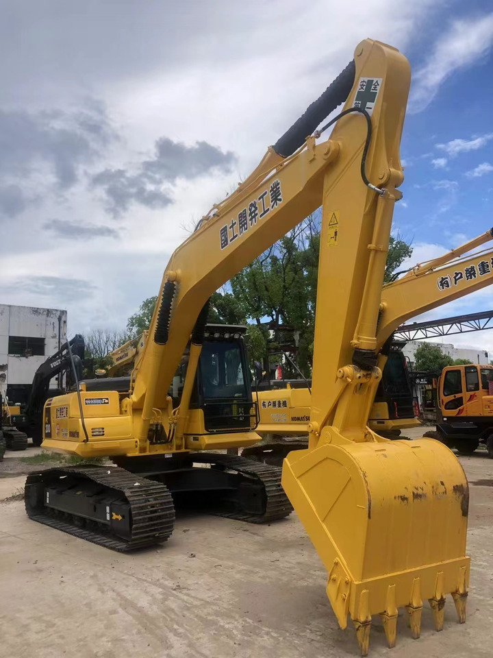 Komatsu PC200-8 Excavator - Pásové rýpadlo: obrázok 3 Komatsu PC200-8 Excavator - Pásové rýpadlo: obrázok 3
