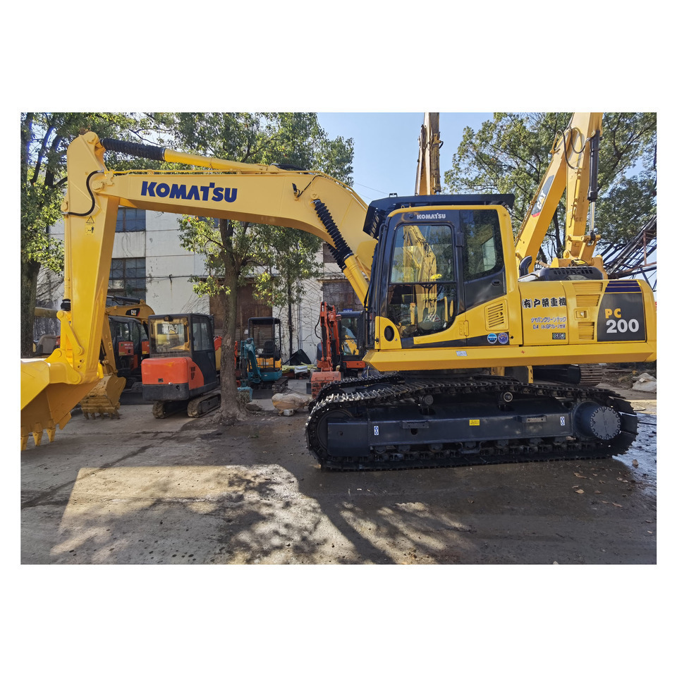 Komatsu PC200-8 Excavator - Pásové rýpadlo: obrázok 3 Komatsu PC200-8 Excavator - Pásové rýpadlo: obrázok 3