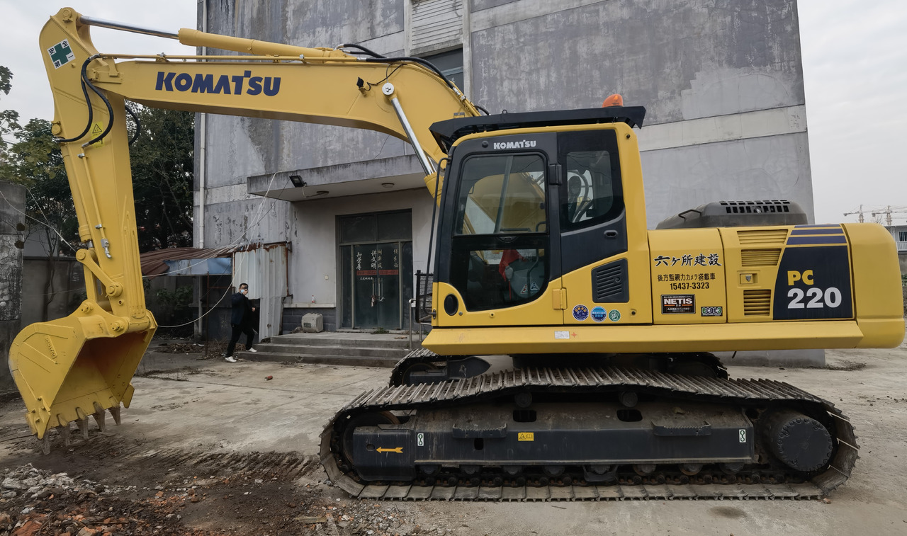 Komatsu PC220-8 Excavator - Pásové rýpadlo: obrázok 2 Komatsu PC220-8 Excavator - Pásové rýpadlo: obrázok 2