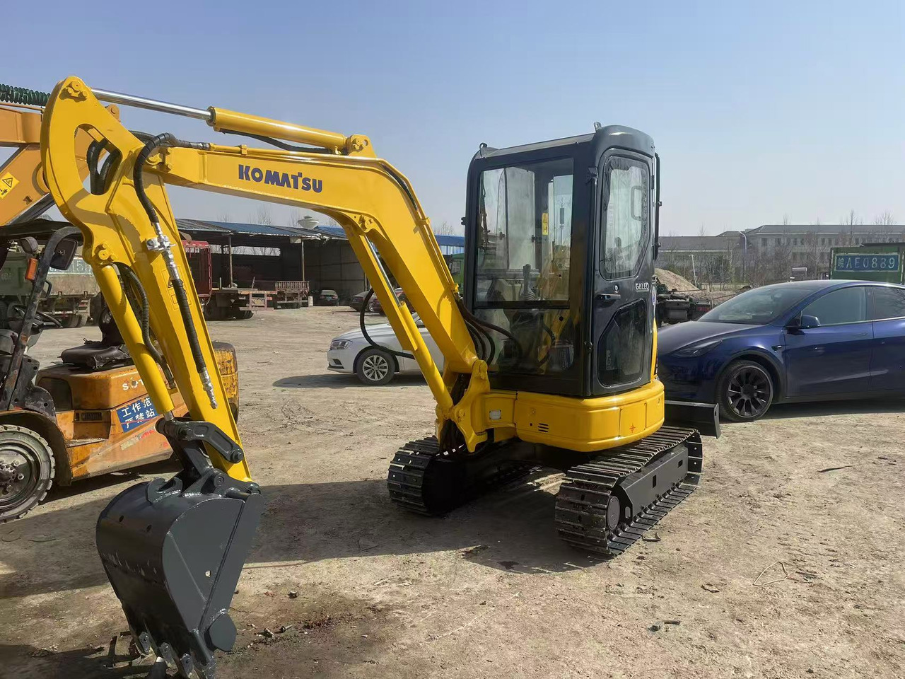 Komatsu PC30 Excavator - Pásové rýpadlo: obrázok 2 Komatsu PC30 Excavator - Pásové rýpadlo: obrázok 2