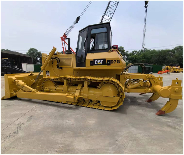 Second Hand Original Caterpillar Bulldozer D7 Used CAT D7G Dozer on Hot Sale in China - Buldozér: obrázok 1 Second Hand Original Caterpillar Bulldozer D7 Used CAT D7G Dozer on Hot Sale in China - Buldozér: obrázok 1