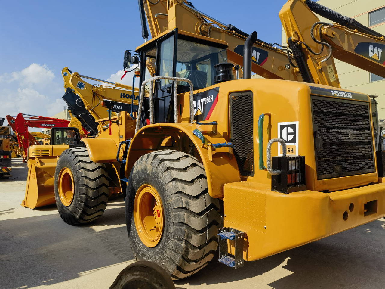 Used CAT 966H Wheel Loader - Kolesový nakladač: obrázok 2 Used CAT 966H Wheel Loader - Kolesový nakladač: obrázok 2