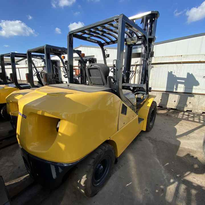 Second hand Komatsu Forklift FD50 FD30 FD25 FD70 used Komatsu Forklift cheap for sale - Dieselový vysokozdvižný vozík: obrázok 1 Second hand Komatsu Forklift FD50 FD30 FD25 FD70 used Komatsu Forklift cheap for sale - Dieselový vysokozdvižný vozík: obrázok 1