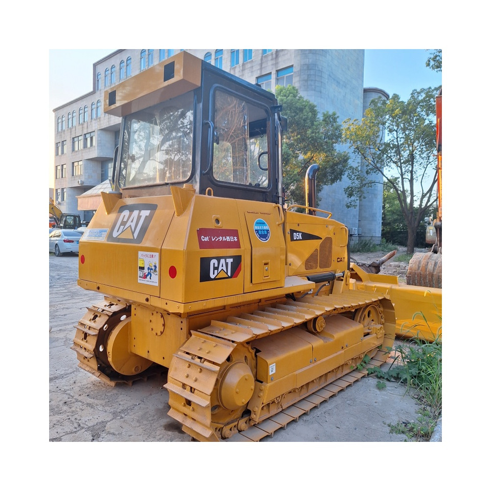 Used caterpillar cat D5k bulldozer - Buldozér: obrázok 2 Used caterpillar cat D5k bulldozer - Buldozér: obrázok 2