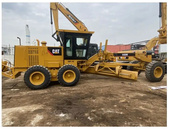 Used grader caterpillar 140H Caterpillar motor grader 140H 140G 120K 120G 14H cheap used grader - Zrovnávač: obrázok 2 Used grader caterpillar 140H Caterpillar motor grader 140H 140G 120K 120G 14H cheap used grader - Zrovnávač: obrázok 2