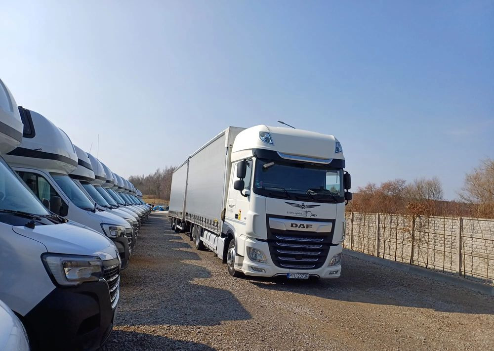 DAF XF 480 SUPER SPACE CAB / ZESTAW TANDEM PRZEJAZDOWY 120m3 - Plachtové nákladné vozidlo: obrázok 2 DAF XF 480 SUPER SPACE CAB / ZESTAW TANDEM PRZEJAZDOWY 120m3 - Plachtové nákladné vozidlo: obrázok 2