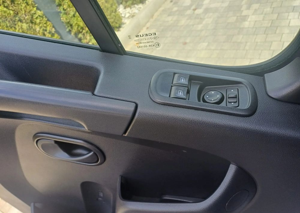 Renault Master 2.3dci 168KM 10palet 2022rok - Plachtová dodávka: obrázok 5 Renault Master 2.3dci 168KM 10palet 2022rok - Plachtová dodávka: obrázok 5