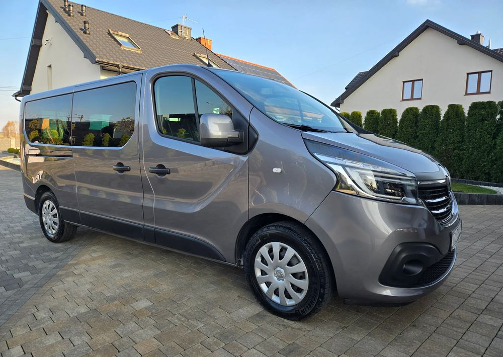 Renault Trafic Grand SpaceClass 2.0 dCi EDC - Automobil: obrázok 4 Renault Trafic Grand SpaceClass 2.0 dCi EDC - Automobil: obrázok 4