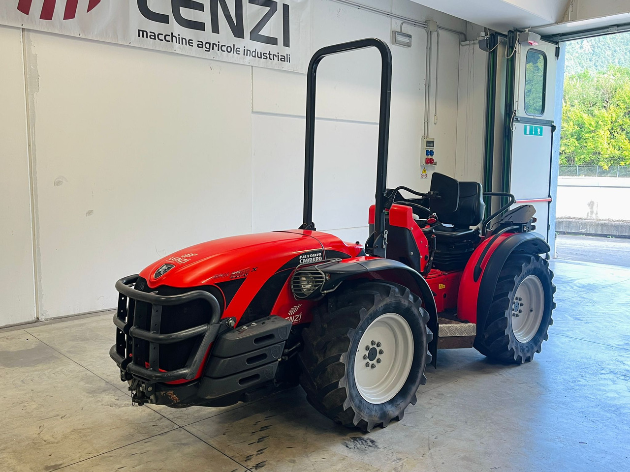ANTONIO CARRARO SRH 9800 - Traktor: obrázok 2 ANTONIO CARRARO SRH 9800 - Traktor: obrázok 2