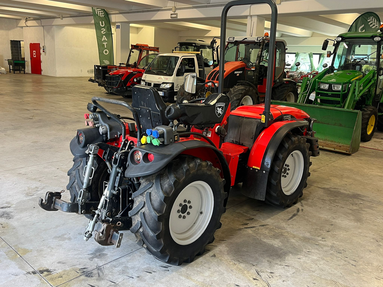 ANTONIO CARRARO SRH 9800 - Traktor: obrázok 4 ANTONIO CARRARO SRH 9800 - Traktor: obrázok 4