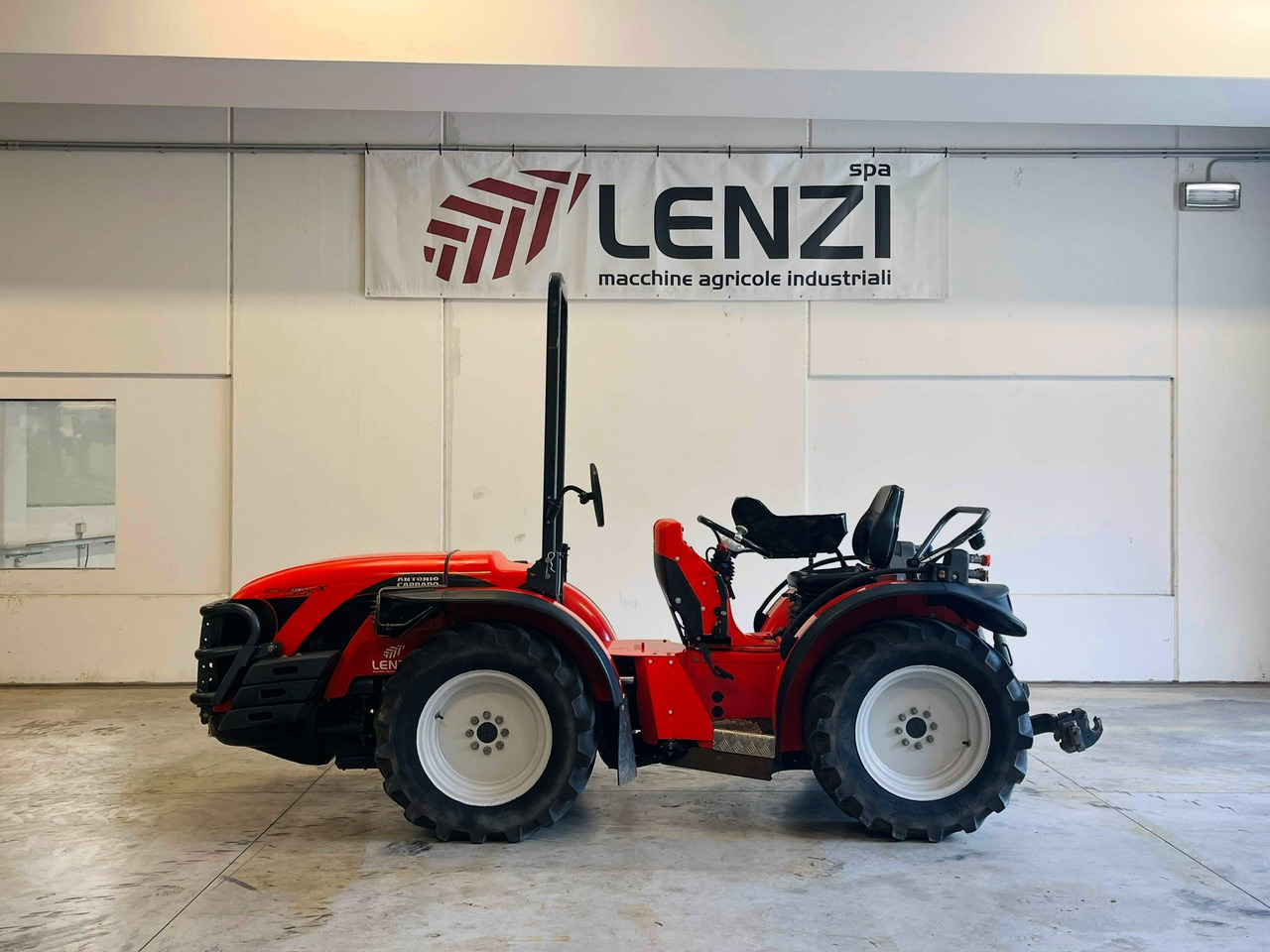 ANTONIO CARRARO SRH 9800 - Traktor: obrázok 1 ANTONIO CARRARO SRH 9800 - Traktor: obrázok 1