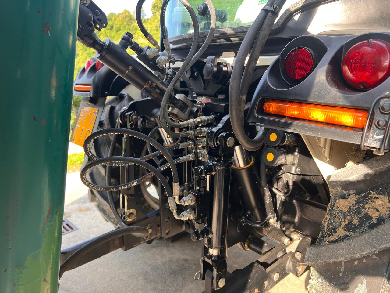 FERRARI VEGA K105 – DUALSTEER - Traktor: obrázok 4 FERRARI VEGA K105 – DUALSTEER - Traktor: obrázok 4
