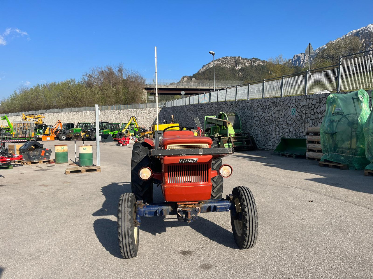 TRATTORE FIAT 500 S - Traktor: obrázok 3 TRATTORE FIAT 500 S - Traktor: obrázok 3