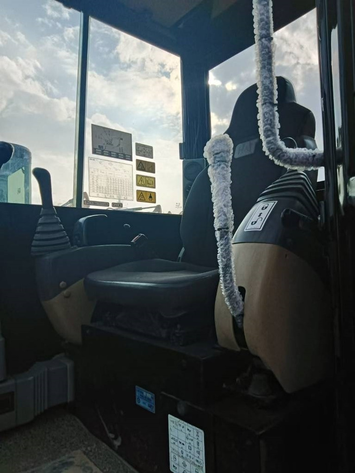 CAT 305.5 - Mini rýpadlo: obrázok 5 CAT 305.5 - Mini rýpadlo: obrázok 5