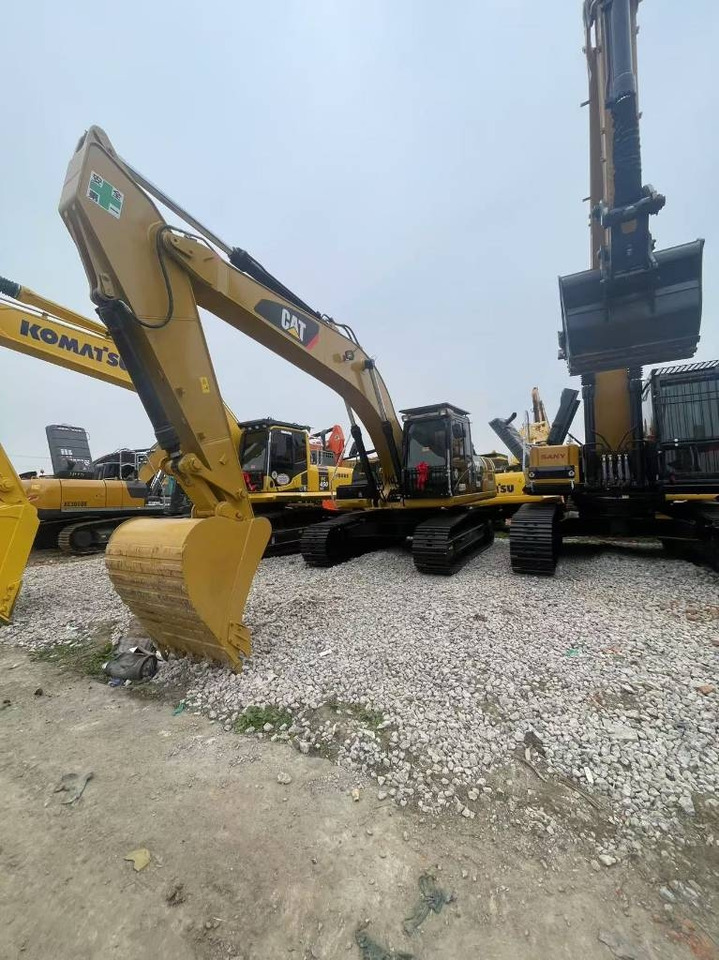 CAT 329 D - Pásové rýpadlo: obrázok 1 CAT 329 D - Pásové rýpadlo: obrázok 1