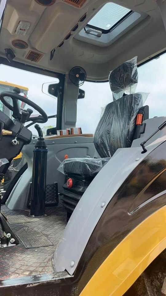CAT 420 F - Rýpadlo-nakladač: obrázok 5 CAT 420 F - Rýpadlo-nakladač: obrázok 5