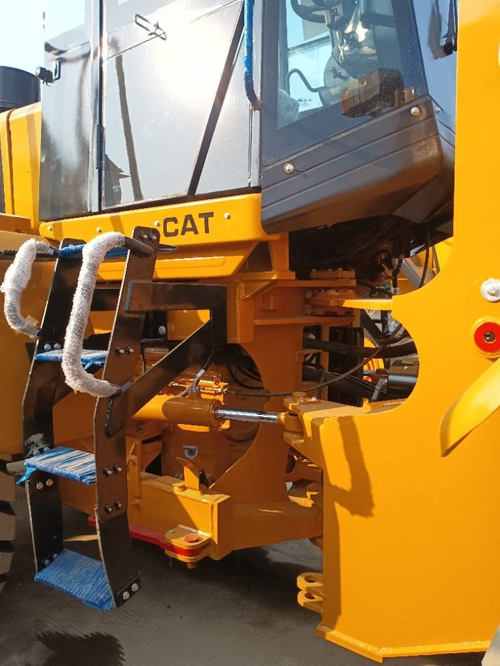 CAT 966 H - Kolesový nakladač: obrázok 5 CAT 966 H - Kolesový nakladač: obrázok 5