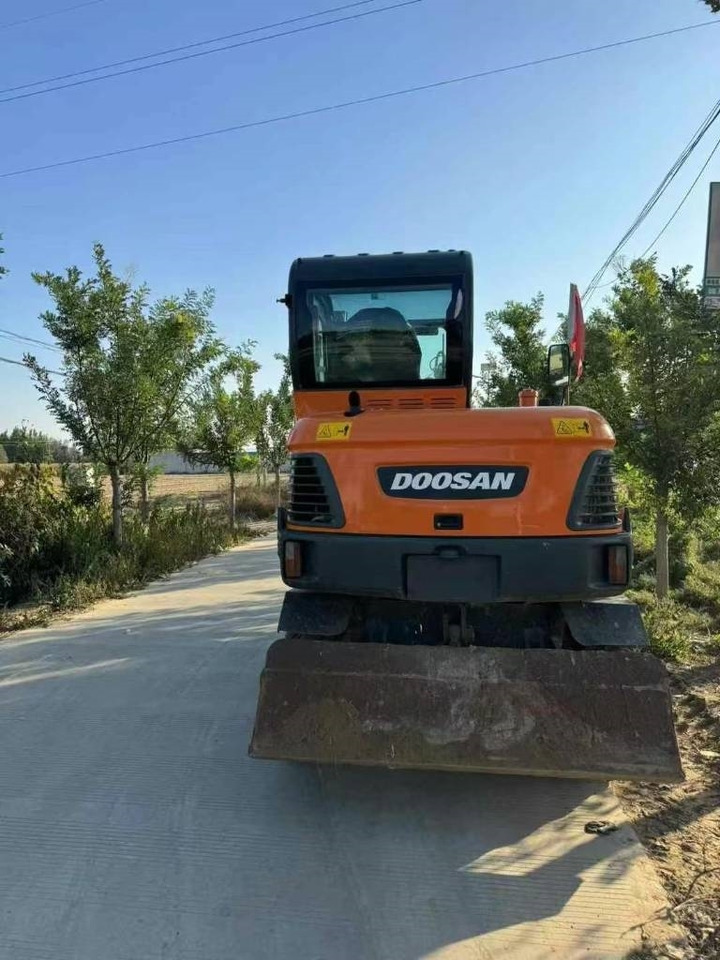 Doosan DX 60 - Mini rýpadlo: obrázok 2 Doosan DX 60 - Mini rýpadlo: obrázok 2