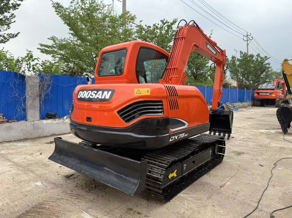 Doosan DX 75 - Pásové rýpadlo: obrázok 5 Doosan DX 75 - Pásové rýpadlo: obrázok 5