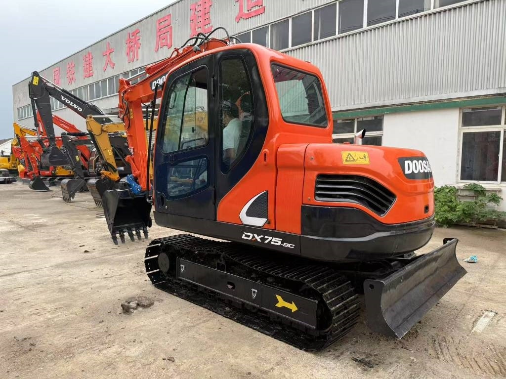 Doosan DX 75 - Pásové rýpadlo: obrázok 2 Doosan DX 75 - Pásové rýpadlo: obrázok 2