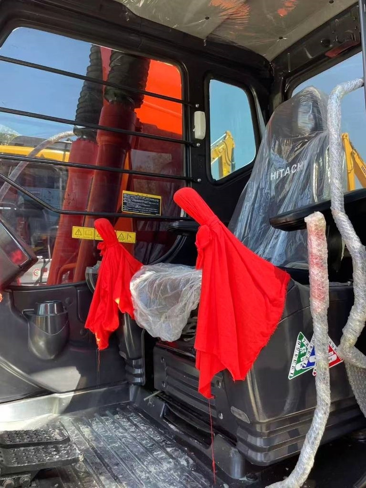 Hitachi ZX 120 - Pásové rýpadlo: obrázok 4 Hitachi ZX 120 - Pásové rýpadlo: obrázok 4