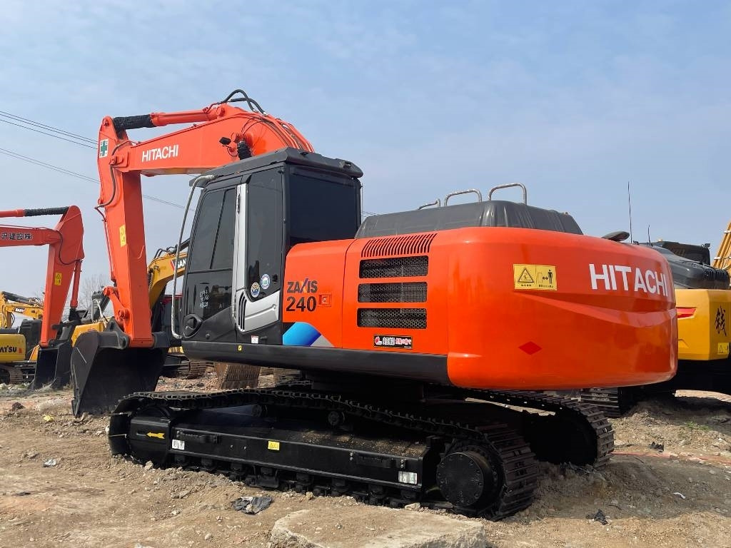 Hitachi ZX 240 - Pásové rýpadlo: obrázok 5 Hitachi ZX 240 - Pásové rýpadlo: obrázok 5