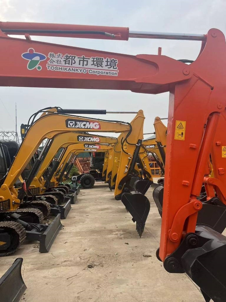 Hitachi ZX 60 - Mini rýpadlo: obrázok 4 Hitachi ZX 60 - Mini rýpadlo: obrázok 4