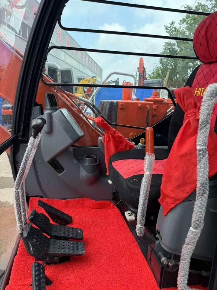 Hitachi ZX 60 - Mini rýpadlo: obrázok 5 Hitachi ZX 60 - Mini rýpadlo: obrázok 5