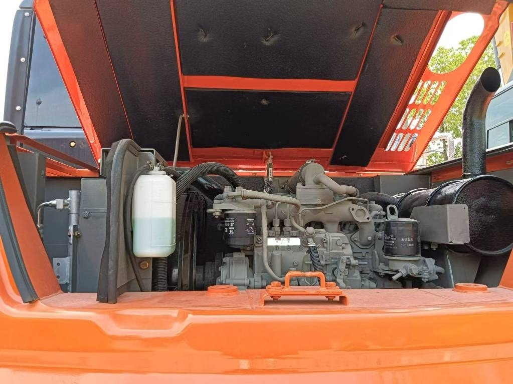 Hitachi ZX 70 - Mini rýpadlo: obrázok 3 Hitachi ZX 70 - Mini rýpadlo: obrázok 3