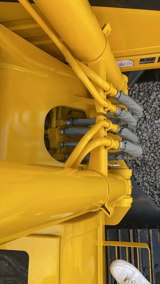 Pásové rýpadlo Komatsu PC 160 [ Copy ]: obrázok 9