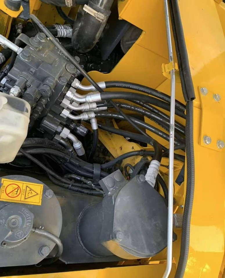 Mini rýpadlo Komatsu PC 78: obrázok 11