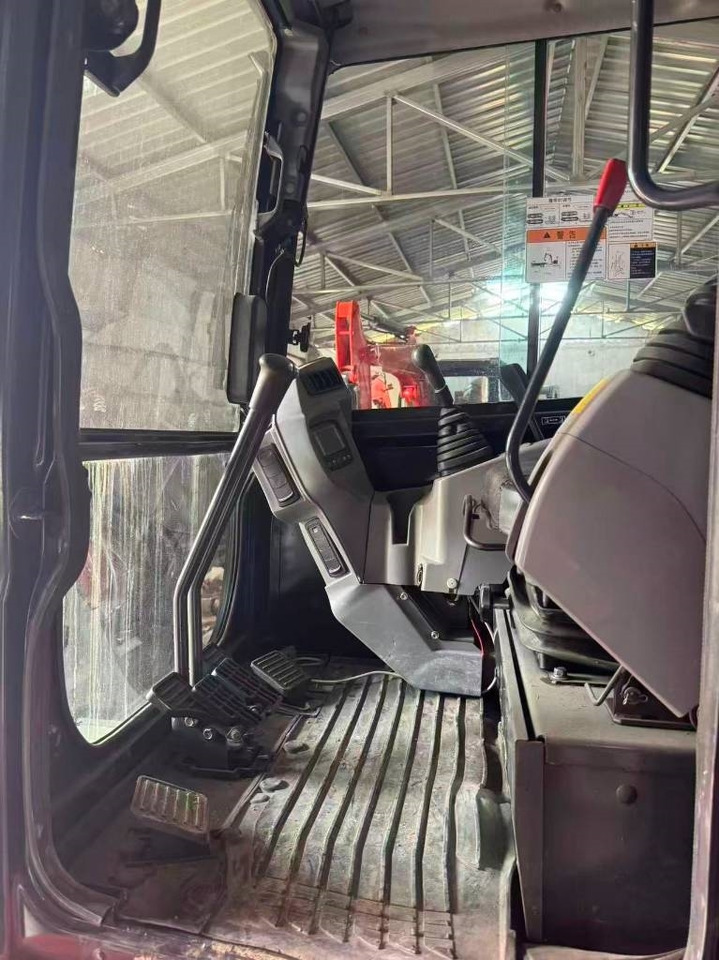 Kubota KX 165 - Pásové rýpadlo: obrázok 3 Kubota KX 165 - Pásové rýpadlo: obrázok 3