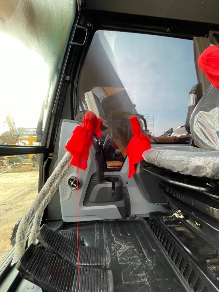 Sany SY 135 - Pásové rýpadlo: obrázok 5 Sany SY 135 - Pásové rýpadlo: obrázok 5