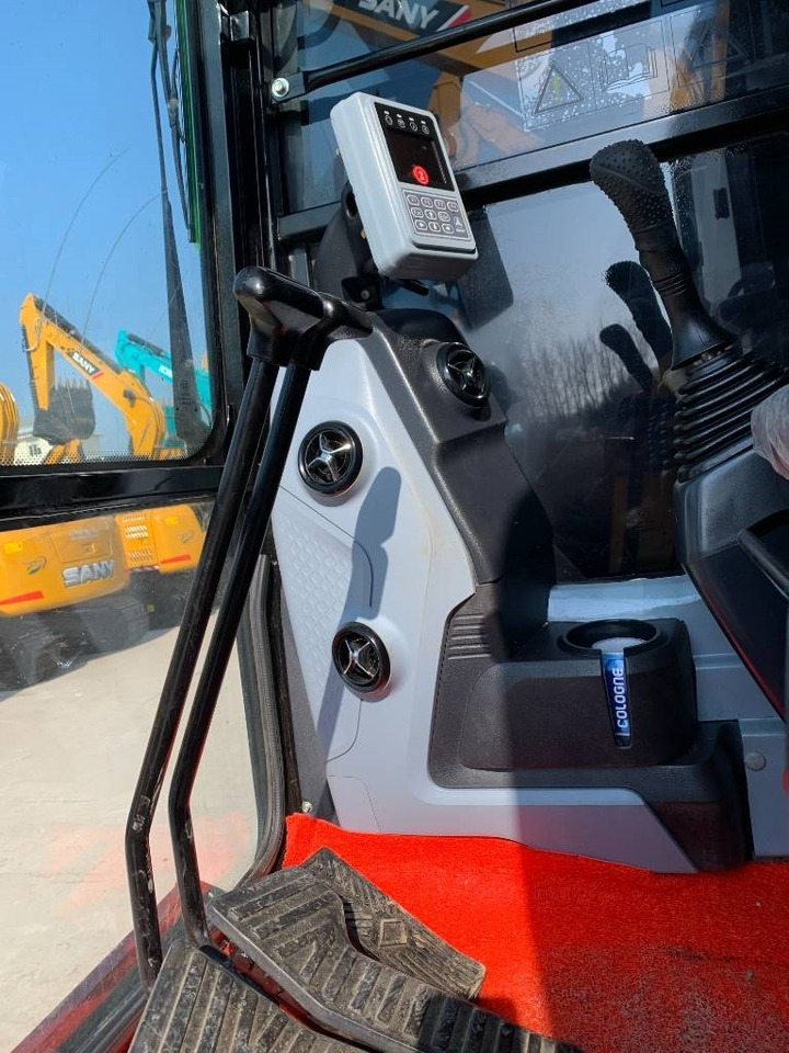 Sany SY 95 C - Pásové rýpadlo: obrázok 3 Sany SY 95 C - Pásové rýpadlo: obrázok 3