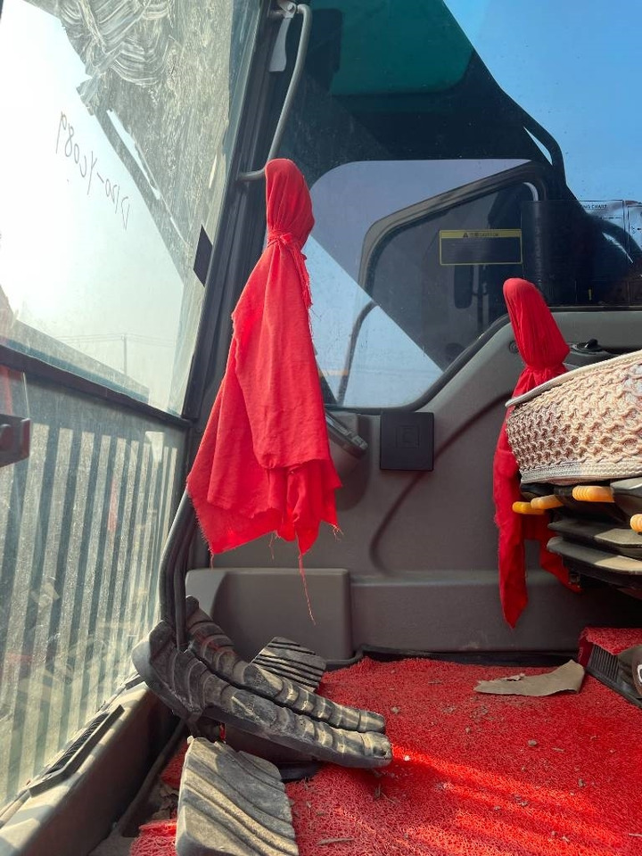 Pásové rýpadlo Volvo EC 210: obrázok 7