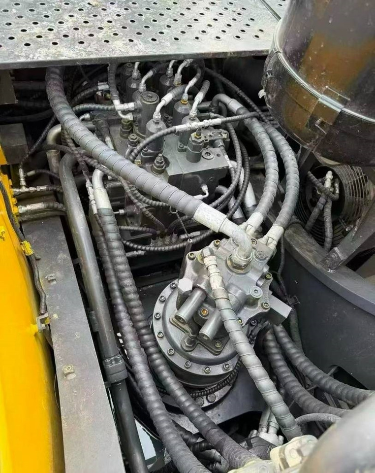 Volvo EC 380 - Pásové rýpadlo: obrázok 2 Volvo EC 380 - Pásové rýpadlo: obrázok 2