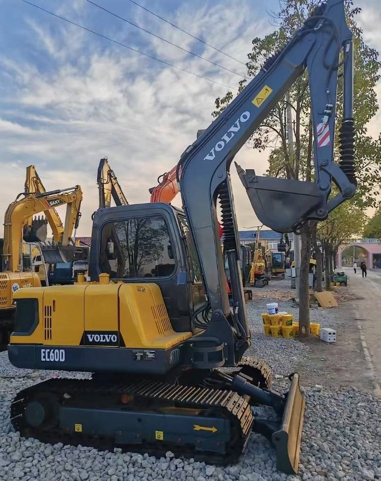 Volvo EC 60 D - Pásové rýpadlo: obrázok 2 Volvo EC 60 D - Pásové rýpadlo: obrázok 2