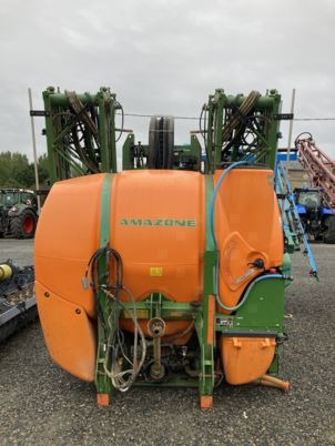 Amazone UF 1201 PREMIUM - Postrekovač za traktor: obrázok 1 Amazone UF 1201 PREMIUM - Postrekovač za traktor: obrázok 1