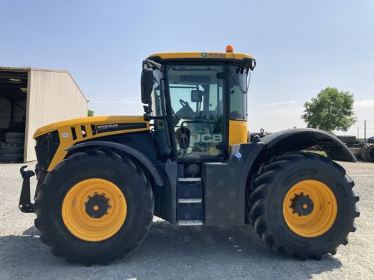 JCB FASTRAC 4220 - Traktor: obrázok 5 JCB FASTRAC 4220 - Traktor: obrázok 5