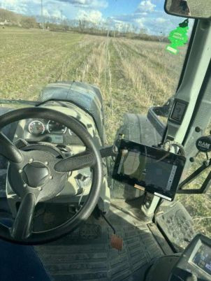 Valtra T174 VERSU - Traktor: obrázok 5 Valtra T174 VERSU - Traktor: obrázok 5