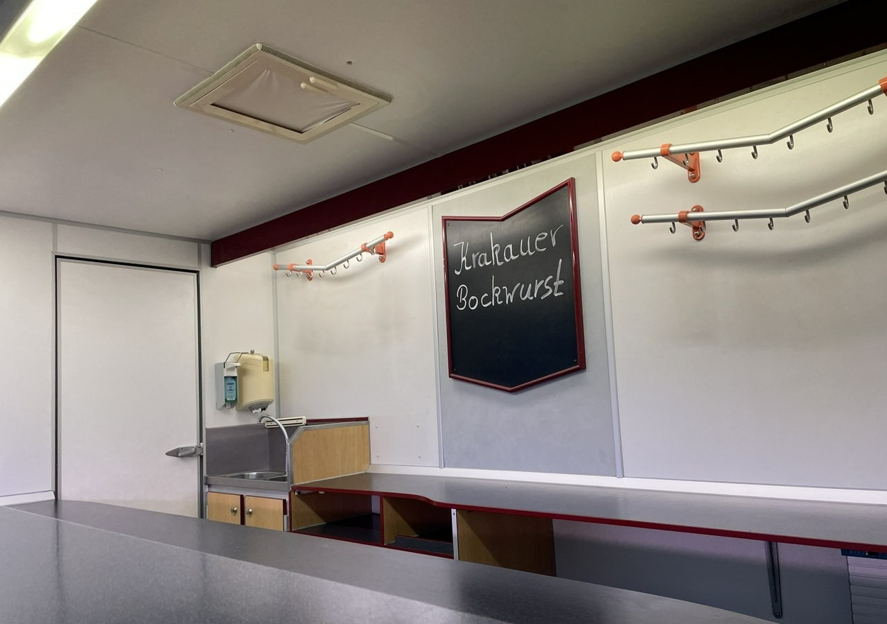 Fiat Ducato Autosklep Wędlin Gastronomiczny food truck foodtruck sklep Borco 200 - Pojazdná predajňa: obrázok 2 Fiat Ducato Autosklep Wędlin Gastronomiczny food truck foodtruck sklep Borco 200 - Pojazdná predajňa: obrázok 2