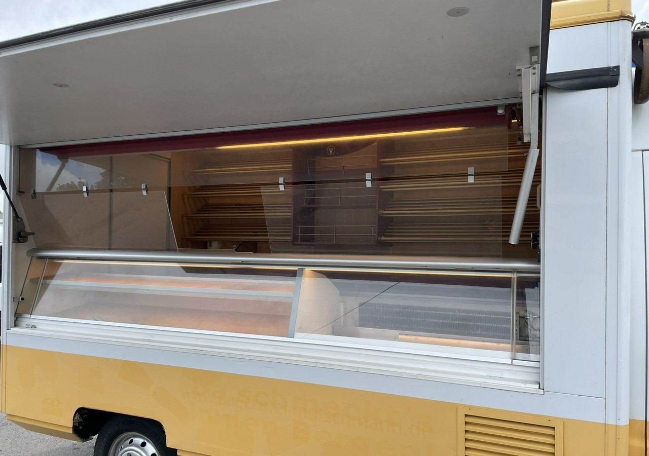 Pojazdná predajňa Fiat Ducato Autosklep pieczywa Gastronomiczny Food Truck Foodtruck sklep Borco: obrázok 12 Pojazdná predajňa Fiat Ducato Autosklep pieczywa Gastronomiczny Food Truck Foodtruck sklep Borco: obrázok 12