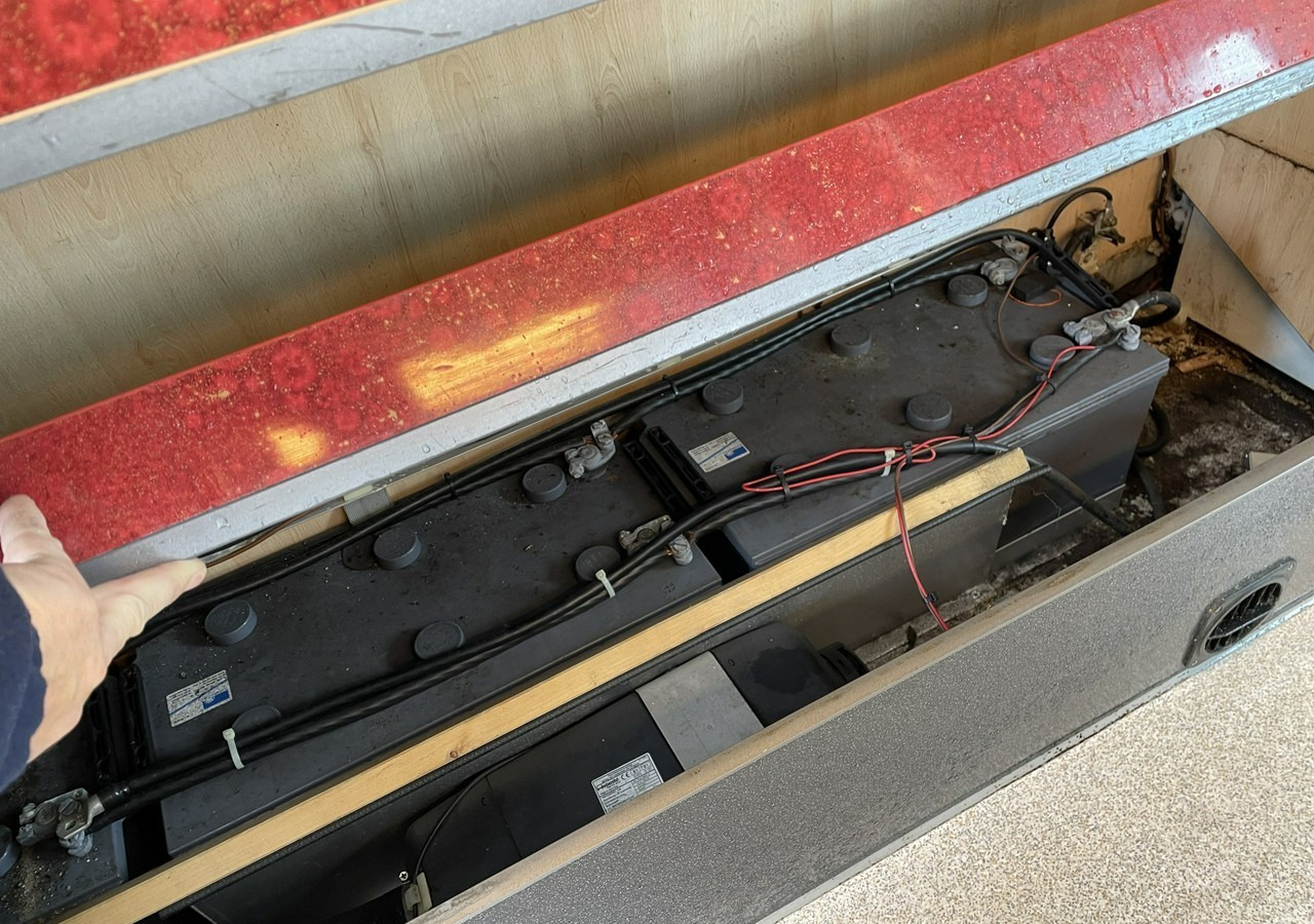 Pojazdná predajňa Fiat Ducato Autosklep pieczywa Gastronomiczny Food Truck Foodtruck sklep Borco: obrázok 8 Pojazdná predajňa Fiat Ducato Autosklep pieczywa Gastronomiczny Food Truck Foodtruck sklep Borco: obrázok 8