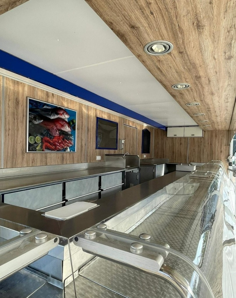 Fiat Ducato Autosklep wędlin Gastronomiczna food truck foodtruck sklep Borco 201 - Pojazdná predajňa: obrázok 4 Fiat Ducato Autosklep wędlin Gastronomiczna food truck foodtruck sklep Borco 201 - Pojazdná predajňa: obrázok 4