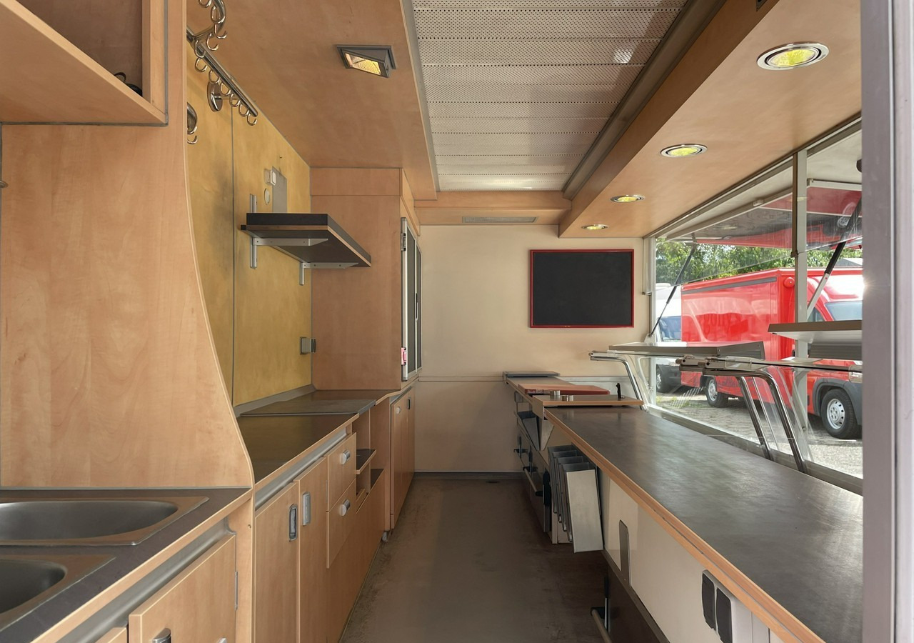 Fiat Ducato Autosklep wędlin Gastronomiczny Food Truck Foodtruck Sklep Borco - Pojazdná predajňa: obrázok 3 Fiat Ducato Autosklep wędlin Gastronomiczny Food Truck Foodtruck Sklep Borco - Pojazdná predajňa: obrázok 3