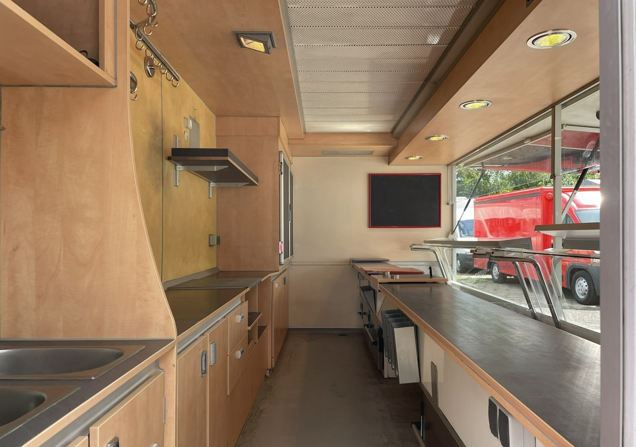 Fiat Ducato Autosklep wędlin Gastronomiczny Food Truck Foodtruck Sklep Borco - Pojazdná predajňa: obrázok 2 Fiat Ducato Autosklep wędlin Gastronomiczny Food Truck Foodtruck Sklep Borco - Pojazdná predajňa: obrázok 2