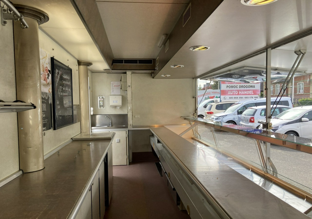 Fiat Ducato Autosklep wędlin Gastronomiczny Food Truck Foodtruck Sklep bar Borco - Pojazdná predajňa: obrázok 5 Fiat Ducato Autosklep wędlin Gastronomiczny Food Truck Foodtruck Sklep bar Borco - Pojazdná predajňa: obrázok 5