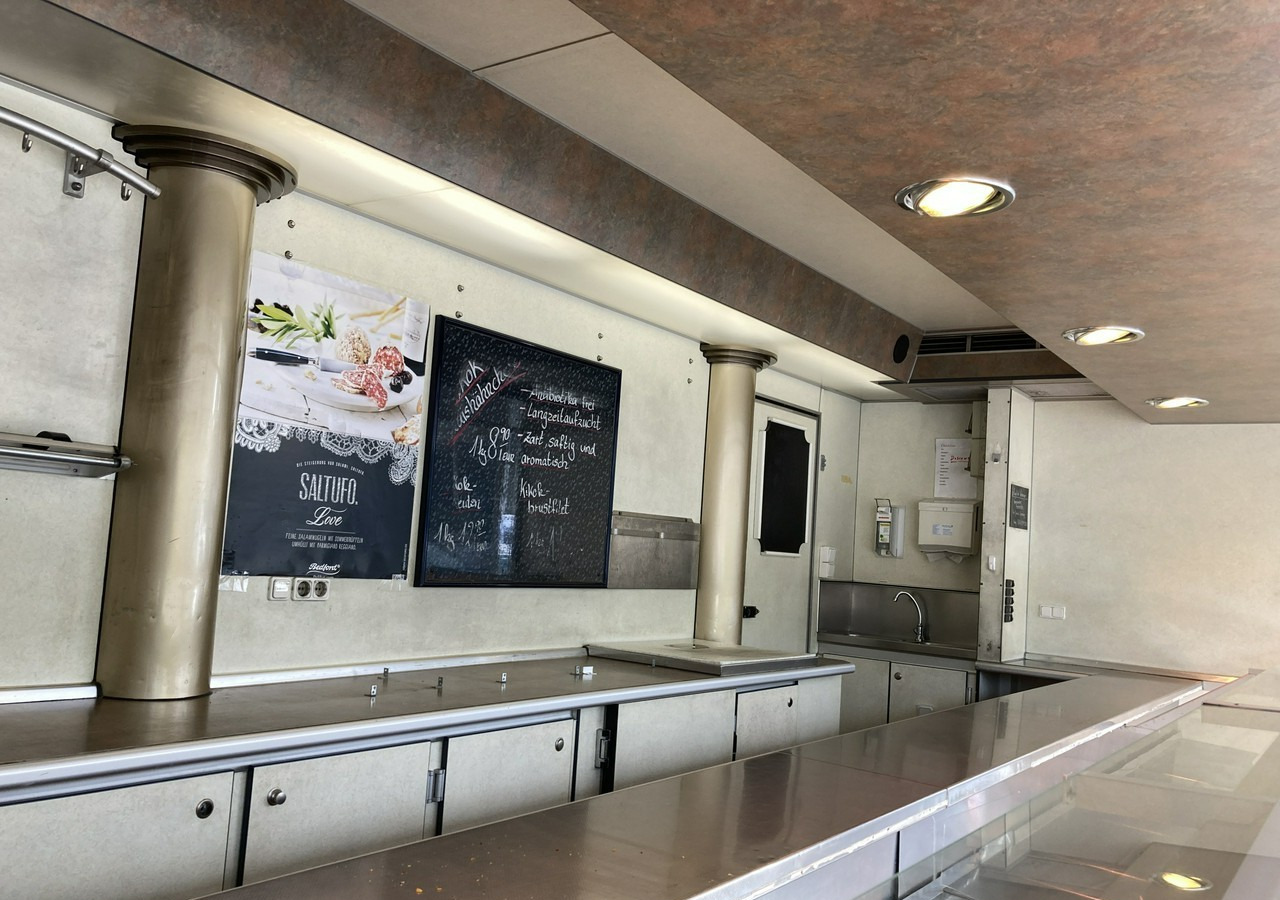 Fiat Ducato Autosklep wędlin Gastronomiczny Food Truck Foodtruck Sklep bar Borco - Pojazdná predajňa: obrázok 3 Fiat Ducato Autosklep wędlin Gastronomiczny Food Truck Foodtruck Sklep bar Borco - Pojazdná predajňa: obrázok 3