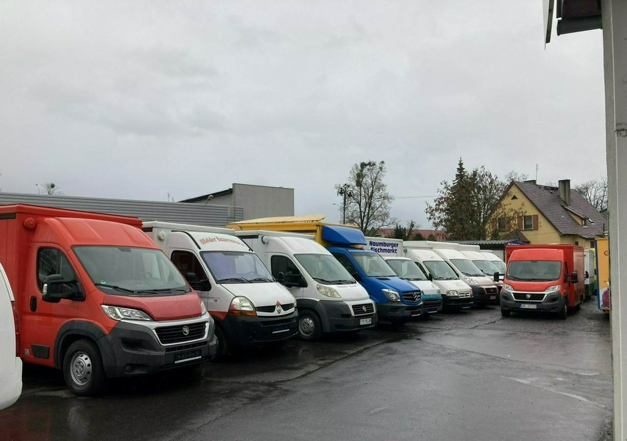 Fiat Ducato Ducato Autosklep Gastronomiczny Food Truck Foodtruck sklep bar - Pojazdná predajňa, Dodávka: obrázok 1 Fiat Ducato Ducato Autosklep Gastronomiczny Food Truck Foodtruck sklep bar - Pojazdná predajňa, Dodávka: obrázok 1